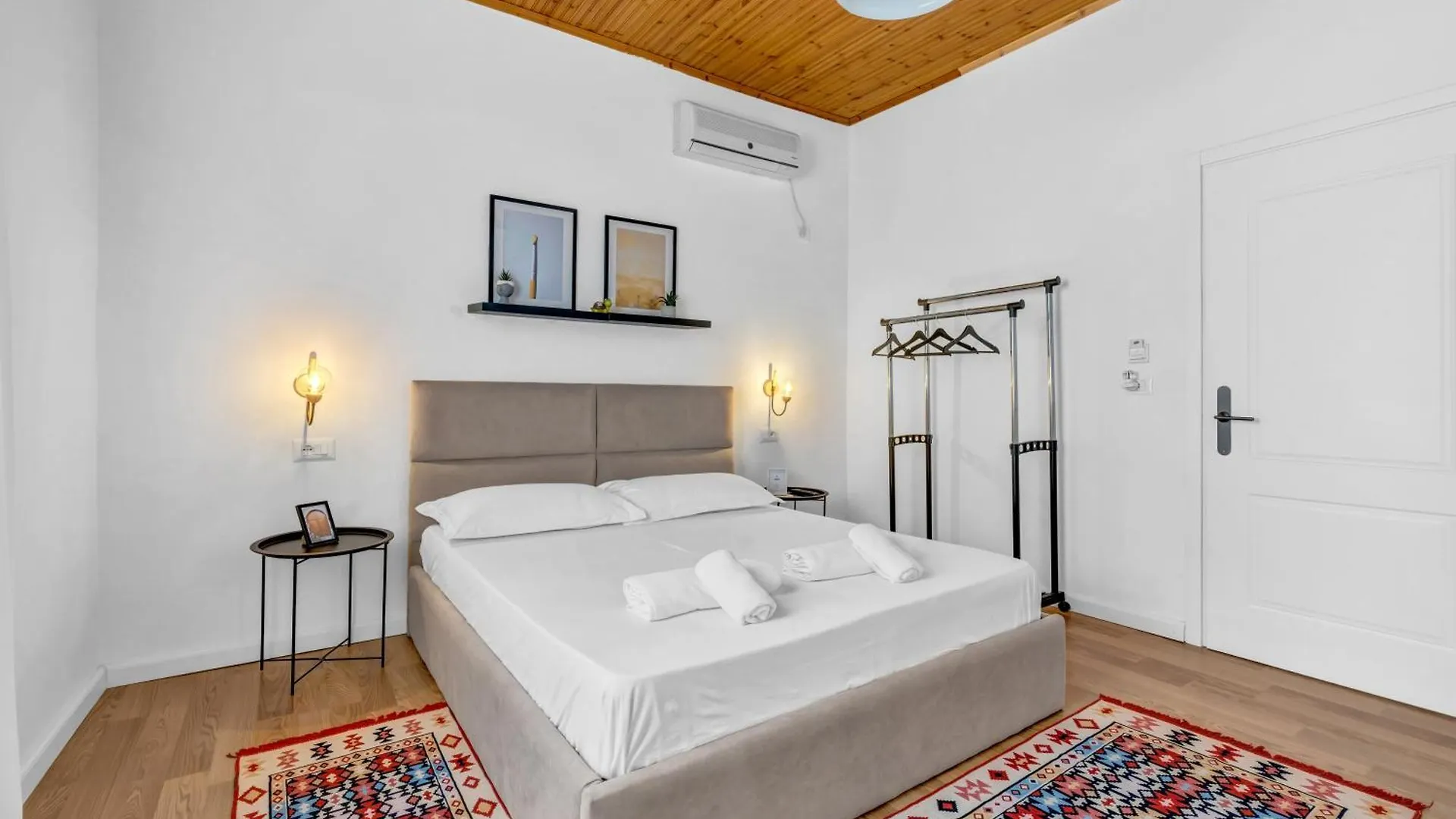 Nika'S Guest House Berat 0*,